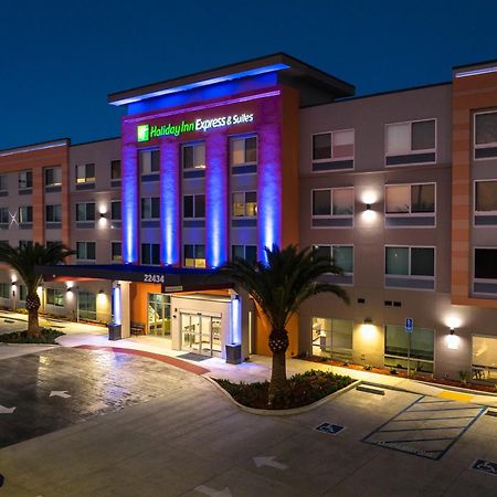 Holiday Inn Express & Suites - Hawaiian Gardens By Ihg Eksteriør billede