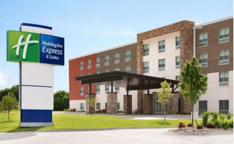 Holiday Inn Express & Suites - Hawaiian Gardens By Ihg Eksteriør billede