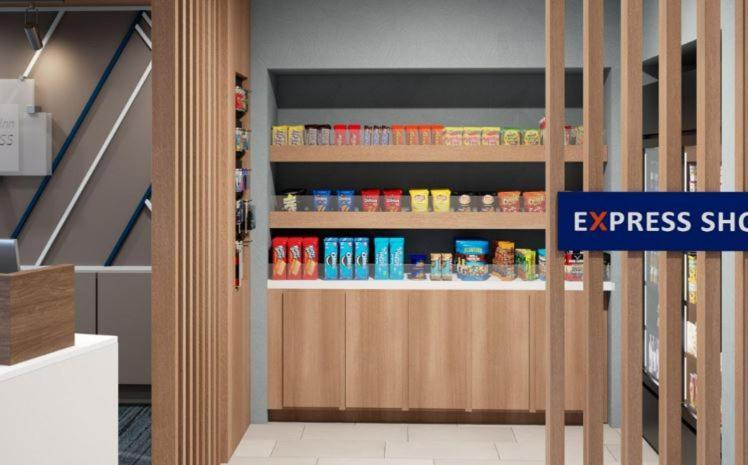 Holiday Inn Express & Suites - Hawaiian Gardens By Ihg Eksteriør billede
