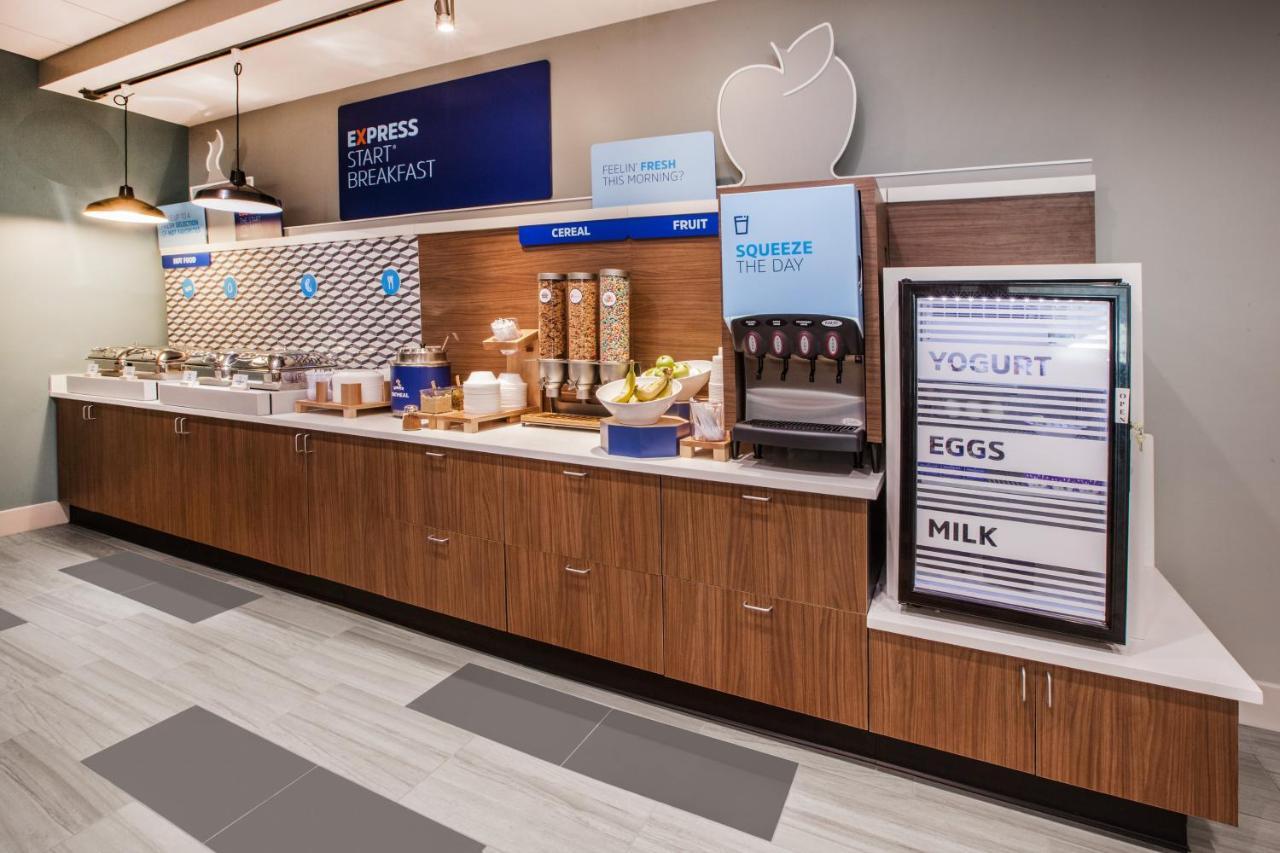 Holiday Inn Express & Suites - Hawaiian Gardens By Ihg Eksteriør billede