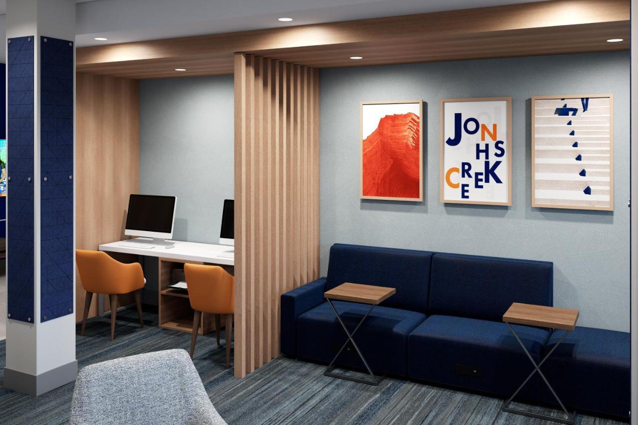 Holiday Inn Express & Suites - Hawaiian Gardens By Ihg Eksteriør billede