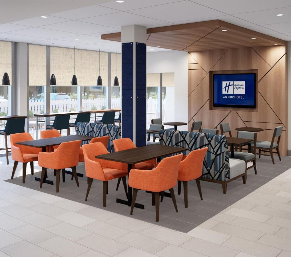 Holiday Inn Express & Suites - Hawaiian Gardens By Ihg Eksteriør billede