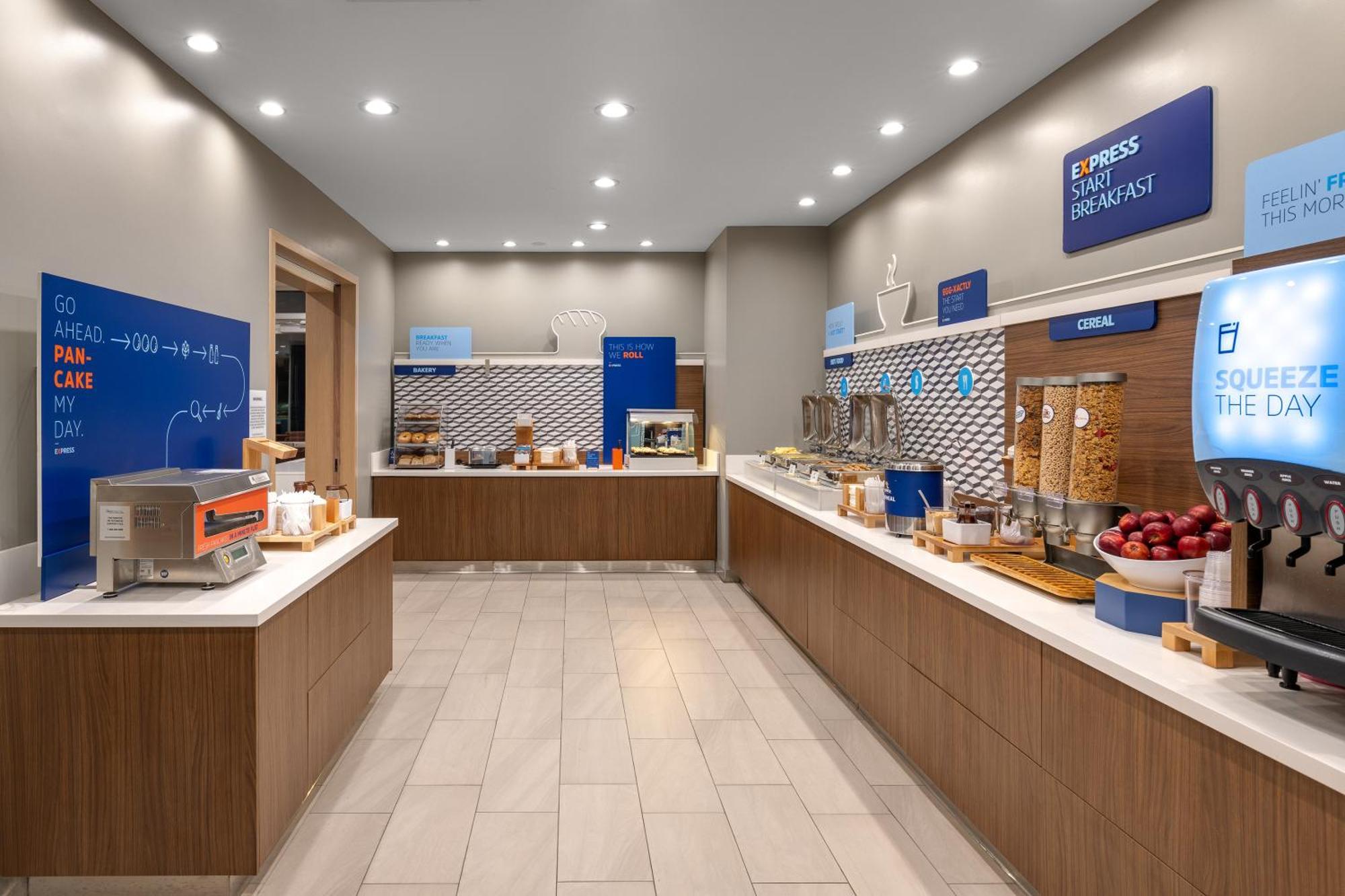 Holiday Inn Express & Suites - Hawaiian Gardens By Ihg Eksteriør billede